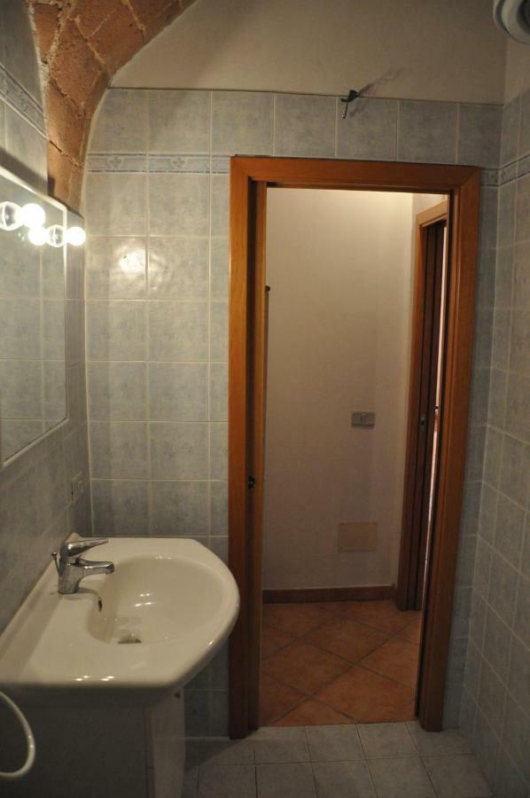 Monolocale Con Piscina S.Martino Apartman Riparbella Kültér fotó